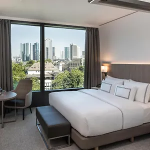 Szálloda Meliá Frankfurt